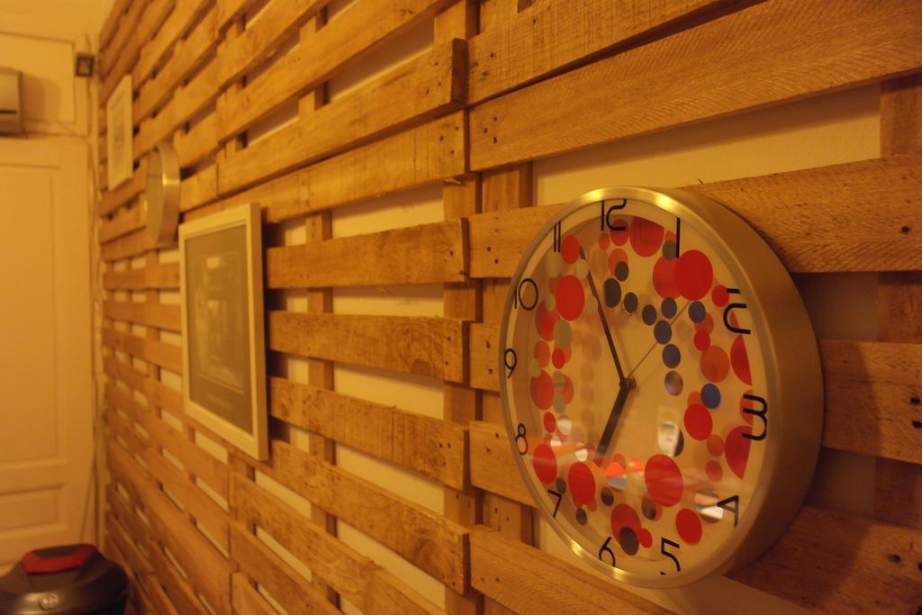 Time Hostel Belgrade Luaran gambar