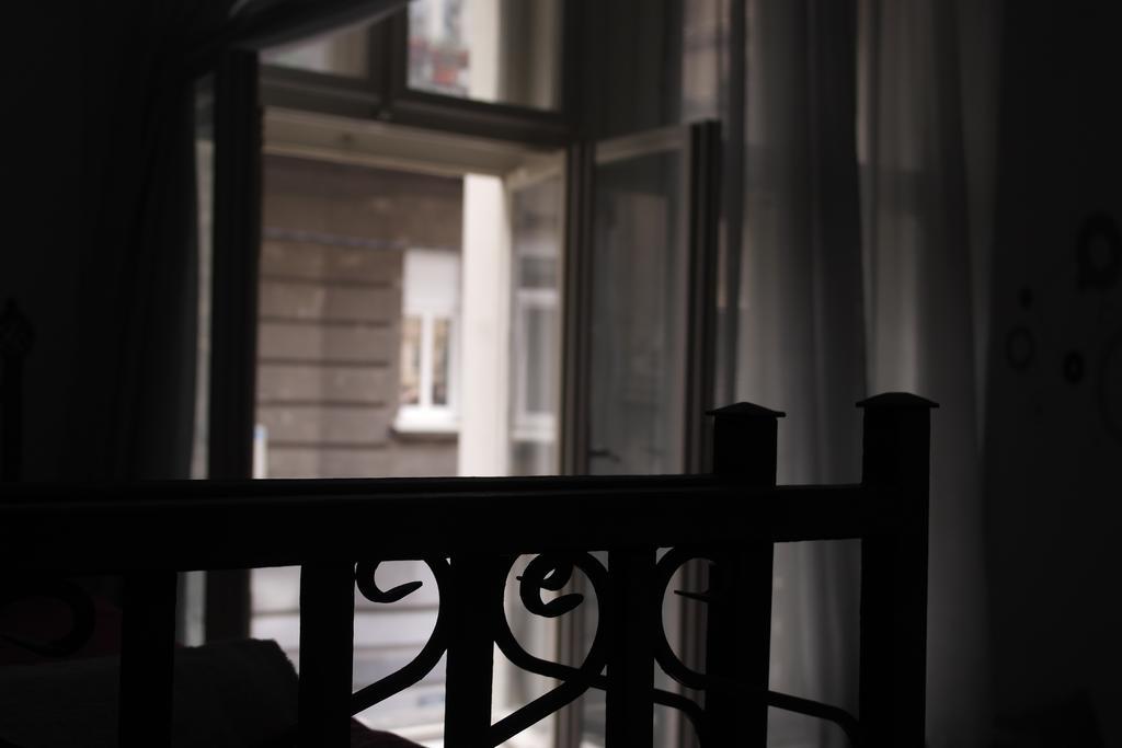 Time Hostel Belgrade Luaran gambar